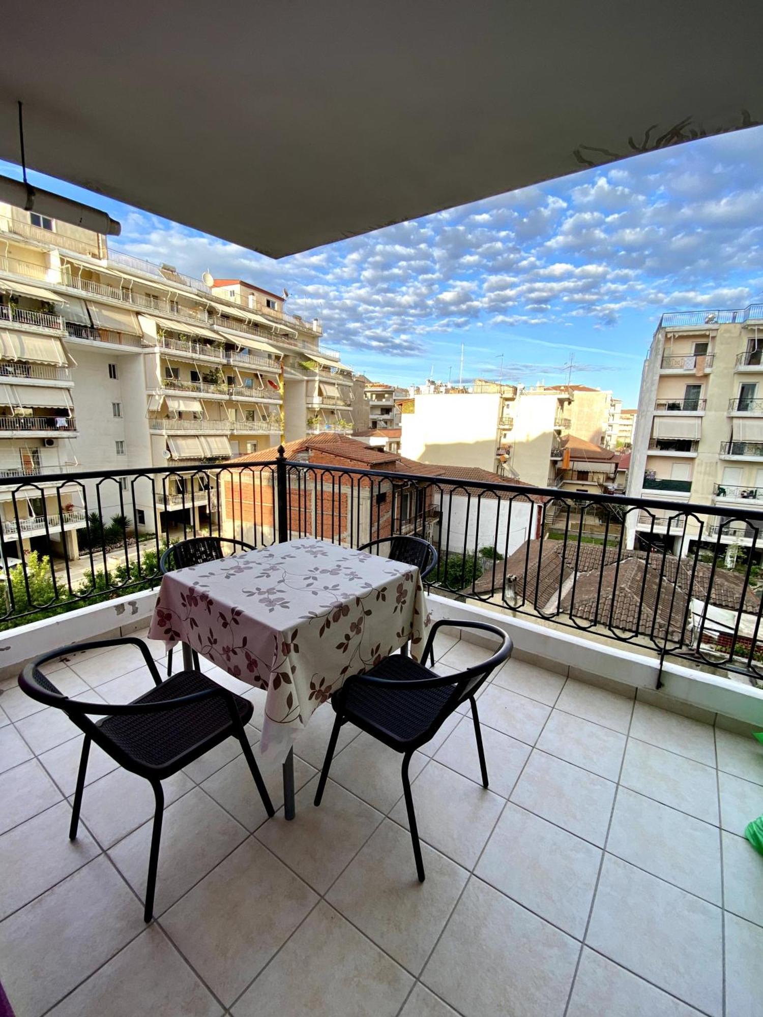 Demy'S Apartments Karditsa Exterior photo
